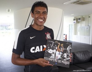 paulinholivro-300x233 Só se vê bem com o coração 